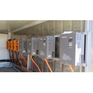 China 450VDC GPRS Single Phase Solar Pump Controller IP20 1 Phase DC To AC on sale