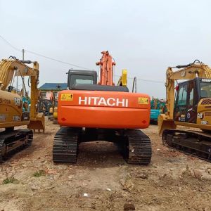 Hitachi ZX200 Excavator with Original Hydraulic Pump and Sufficient Stock Ready