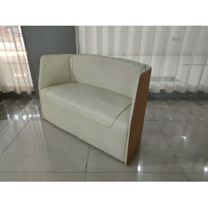 Armrest 78cm Height Iron Pipe Streamlined Recliner