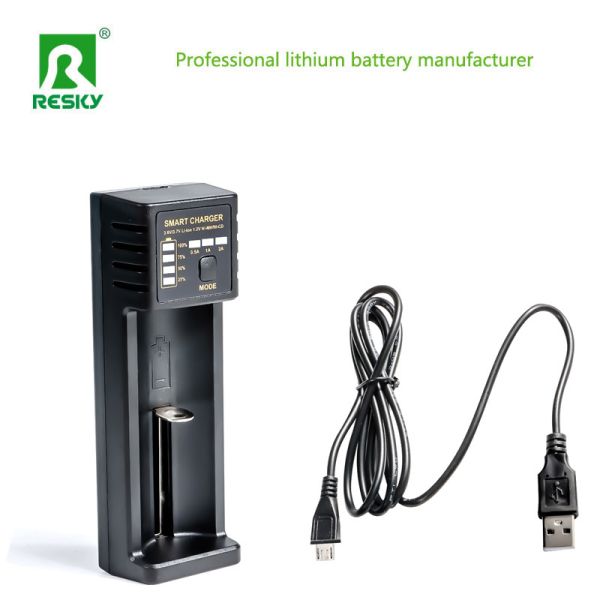 Smart Rechargeable Battery Charger 1 Slot For 18650 14500 Li-ion Cell