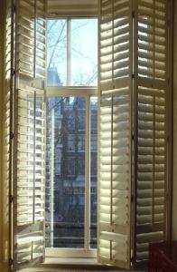 indoor 100% basswood folding shutters for windows and doors without rail and truck