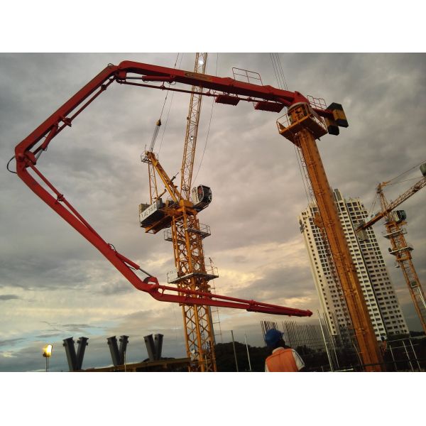 Quality Industrial Concrete Placement Boom /  Placing Boom Cylinder Jack Lifting wholesale