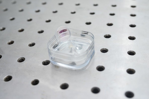 Light Transmittable Calcium Fluoride Window , 0.12 - 7.5 μM Stress Optical