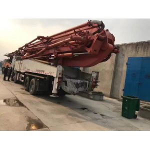 Zoomlion 52m Used Concrete Pump for Structure Cylinder Type Construction
