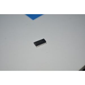 AM26LV32IDR Quad Differential Receiver 3V to 3.6V Operation 32Mbps ±15kV ESD