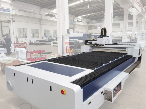 QH - 4015F High Power Single Platform Sheet Metal Laser Cutting Machine