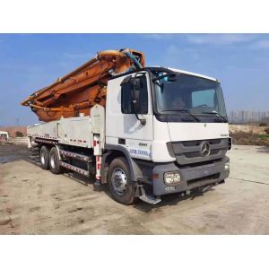 47m Used Concrete Pump Construction Machinery Heavy Equipment with High