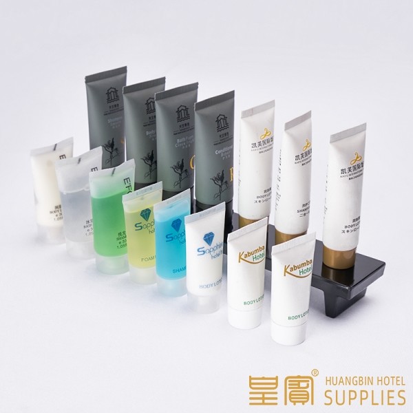 Quality Hotel 3 - 5 Star Disposable Plastic  Pipe Shampoo Bath Get  Hotel Amenities Kit wholesale