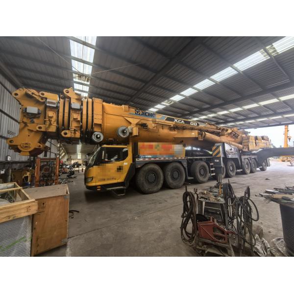2018model XCA1200-1 all terrain crane Engine: Benz OM502LA+Benz OM460LA Transmission: ZF Axle Brand: German KESSLER Total Counterweight: 170 Tons Main