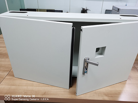 Custom IP55 Sheet Metal Electronic Enclosures Rack Fireproof 0.06 Inch