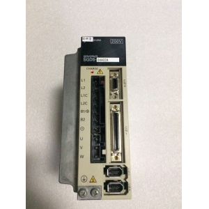 Yaskawa SGDS-04A02A AC SERVO AMPLIFIER 200-230V 4.7A 400W NEW