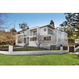 Corner Butt Joint Window