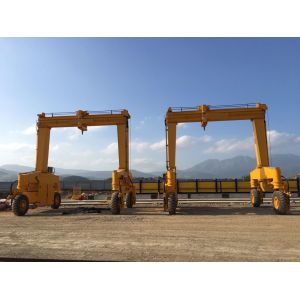 Tyres Mobile Gantry Crane Two Units To Handle Precast Concrete Beams