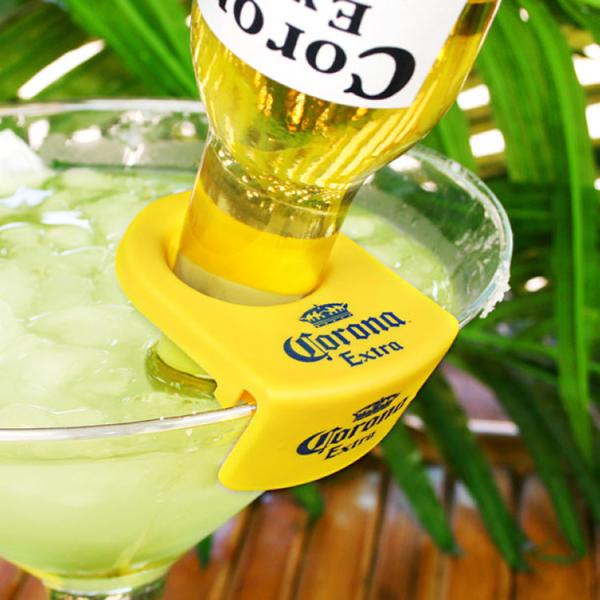 FDA Branded Wine Accessories Yellow CoronaRita Drink Clips For Slanted Margarita Glasses