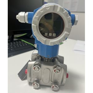 Endress Hauser PMD75 Differential Pressure Transmitter Manifold With Metal