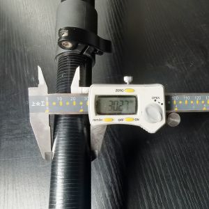 Rigid and Lightweight Carbon Fiber Telescoping Pole Modern and Attractive Look