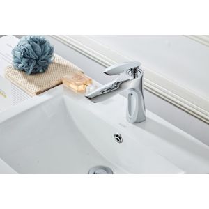 Chrome Plated Single Hole Silver Wash Basin Faucet