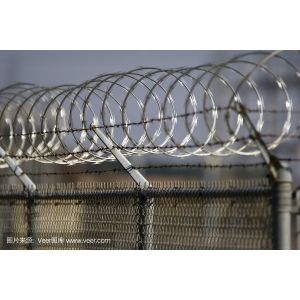 China Durable Welded Metal Mesh Panels Hot Dipped Galvanized Concertina Razor Barbed on sale