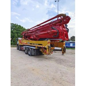 62m Concrete Boom Pump with 2.6mm Vibrating Amplitude and Hydraulic Machining