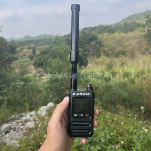 1500m-2000m Early Warning Handheld FPV Drone Detector Detection 800MHz 1500MHz