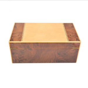 Custom Moisture Regulating Antibacterial Stable Spanish Cedar Wood Cigar Box