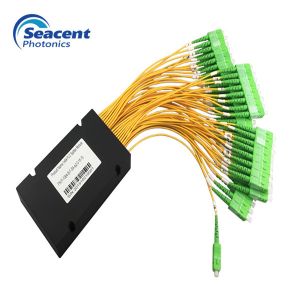 20.1DB Cassette PLC Splitter 1X64 Excellent Environmental Stability