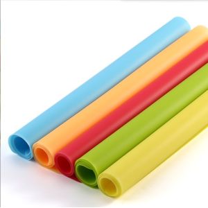 Stocked Non-slip Silicone Square Coasters Table Decoration Accessories Type Mats