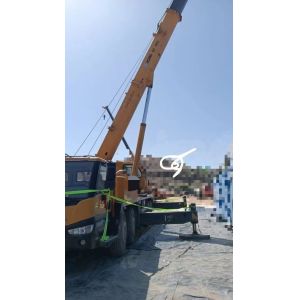 15 Years Xg 50 Tons Car Crane in Good Condition with Folding Design and