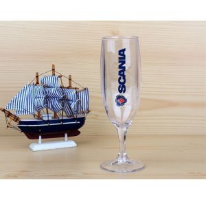 China Dishwasher Safe Plastic Champagne Glasses Customized Color Unbreakable Champagne Flutes on sale