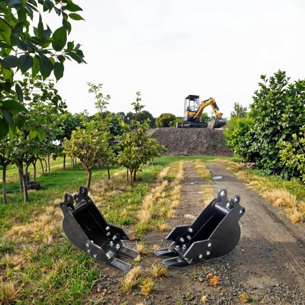 Mini Excavator Parts Hydraulic Micro Digger Buckets For Renovation Construction