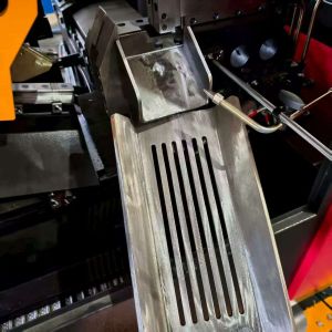 Metal Profile Circular Sawing Machine 15° Angle Auto Feeder Saw Machine