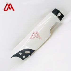 IZUMI Left Plastic Cowl Panel Auto Parts Part 1654812794 1-65481279-4 for ISUZU