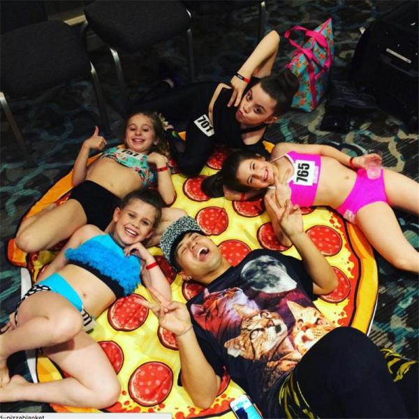 Women Beach Cover Up Pareo Pizza Creative Shape Beach Mat Swimwear Cartoon Cloak mats Summer Saida De Praia