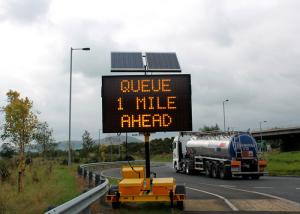 Cheap Amber Color Mobile Variable Message Signs Warning Information With GPS Function for sale