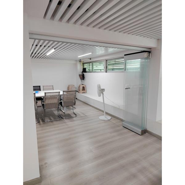Quality Fluorocarbon Spraying Aluminum Folding Door with Tempered Glass and Customized Size wholesale