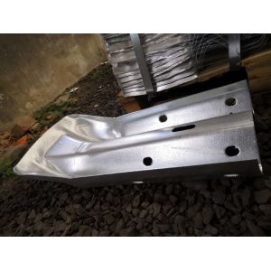 Strong Plasticity Highway Guardrail Systems , Portable Guardrail Fishtail End