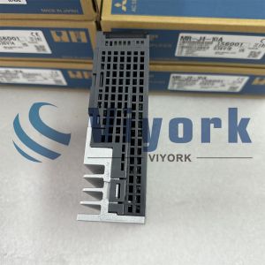 Mitsubishi MR-J4-10A 3 PHASE Industrial Servo Drives 100W NEW