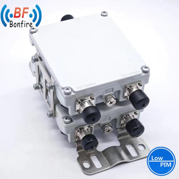 RF Passive Poi Combiner 16 in 4 out Cabinet Combiner Indoor/Outdoor IP65 Package