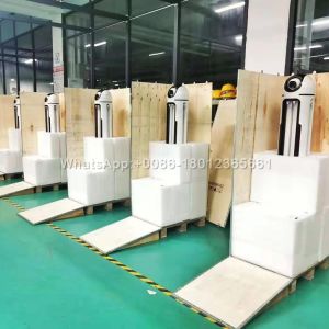 Intelligent UV Ultraviolet Lamp Disinfect Hospital Robot