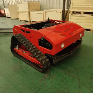 Remote Control Lawn Mower , Robotic Lawn Mower Four Wheel Drive