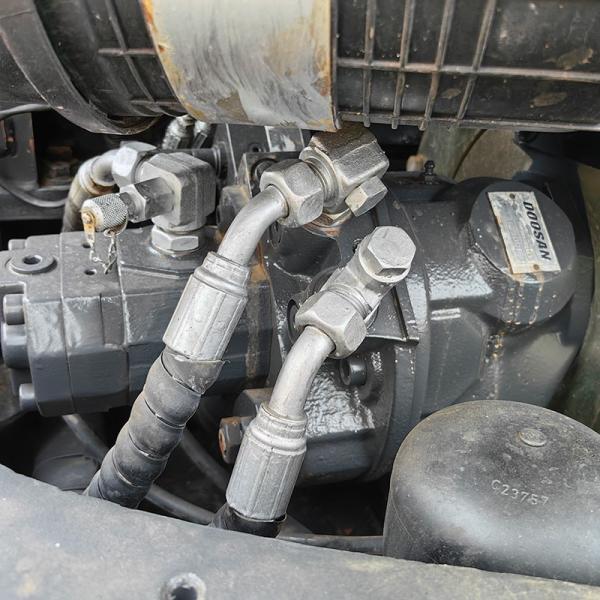 Crawler DX60 Used Doosan Excavators 95% New 40KW Rated Power 0.21m3 Bucket Capacity