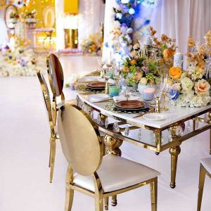 Crystal Drops Large Banquet Table Luxury Half Moon Round Shape