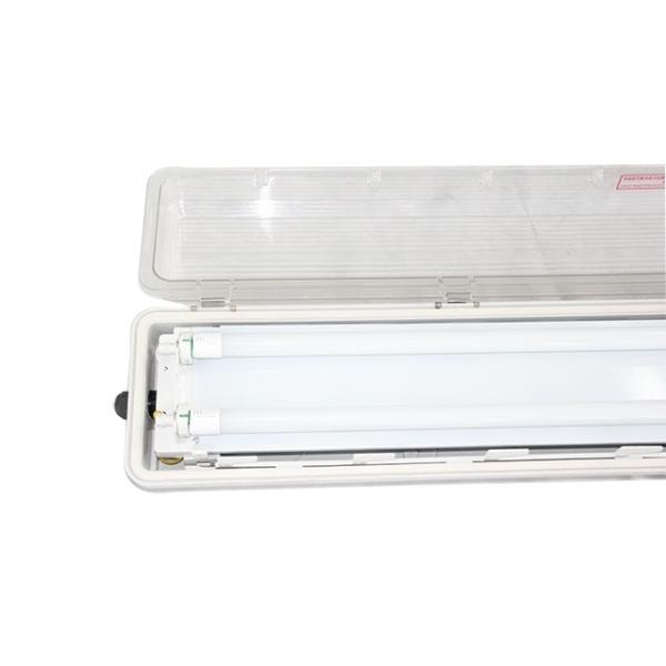 Wall Mounted Blast Proof Fluorescent Tube With 120-140° Beam Coverage Distributi