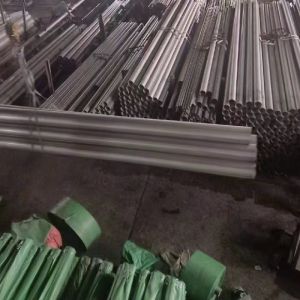 China 304 Stainless Steel Sanitary Pipe Welded / Seamless Polishing Both Inside And Outside on sale
