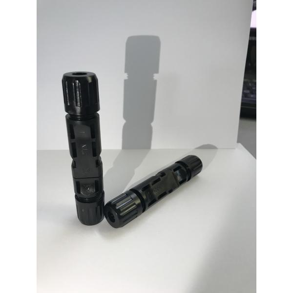 IP67 2.5mm2 - 6mm2 Solar Panel Connectors UV Resistance Simple On Site Processing