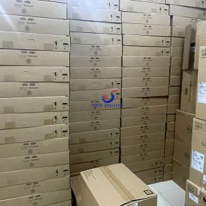 Le novo SR630 Server System with 32GB Memory Intel Xeon-Gold 6240 1U Rack server