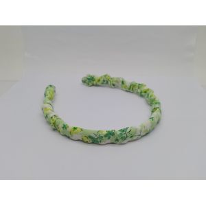 China Various Patterns Fabric Hair Accessories in Different Shapes and Colors for Customized Requirements on sale