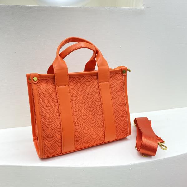 Women's Vintage Kurt Shoulder Bag Canvas Tote Handbag with Wide Strap and ZIP Closure