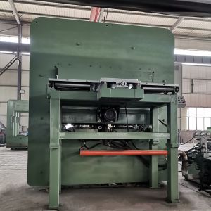 Electric/Stem/Oil Calefaction Rubber Vulcanizing Press for Product Plate Rubber