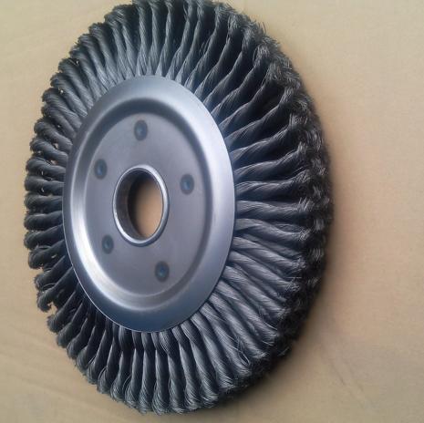 Double Layer Twisted Wire Brush 300mm OD For Metal Tube Rust Removal